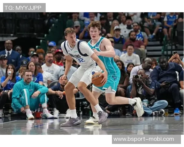 雷诺全能表现助力球队克尼佩尔三分如雨弗拉格哈珀共同发力争胜